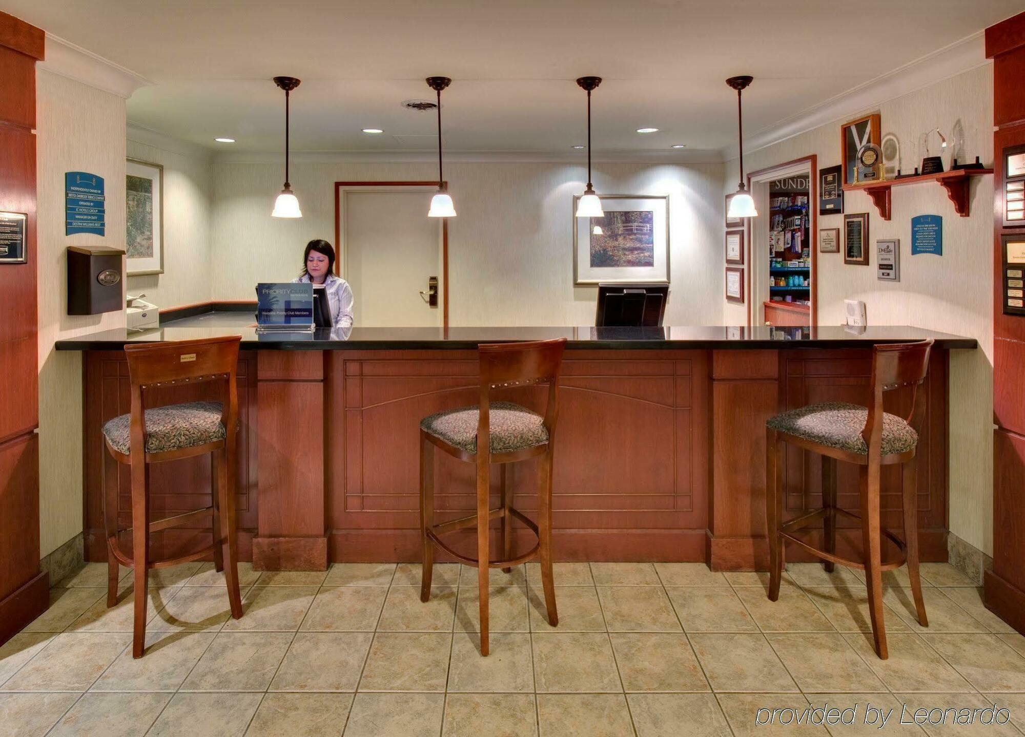 Staybridge Suites Chicago-Oakbrook Terrace, An Ihg Hotel Interior photo